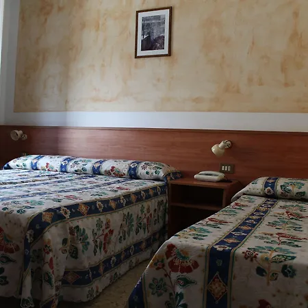 Hotel Azzorre 3*