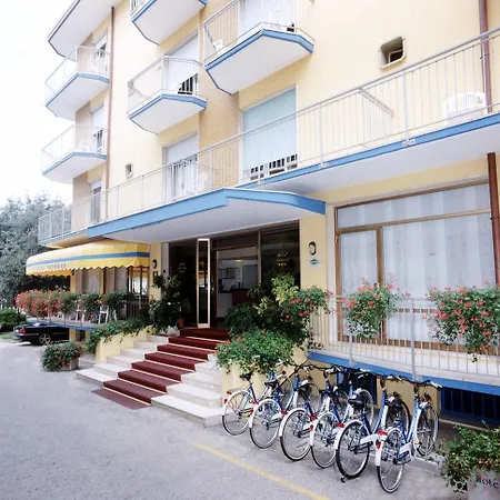Hotel Azzorre 3*