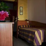 Azzorre Hotell 3*
