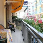 Hotell Azzorre 3*