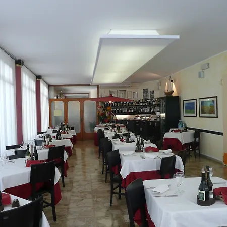 Hotel Azzorre 3*